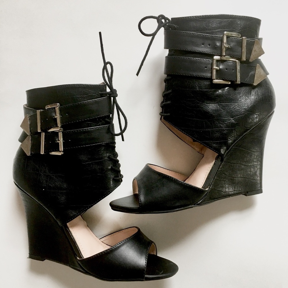 Laced Open Toe Wedges with Buckles